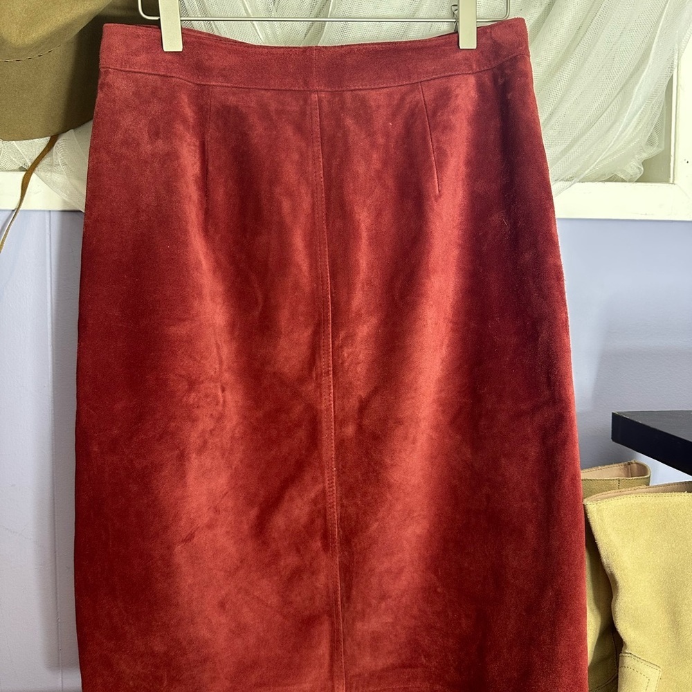 GAP Rich Red A-Line Suede Skirt - Picture 2 of 11